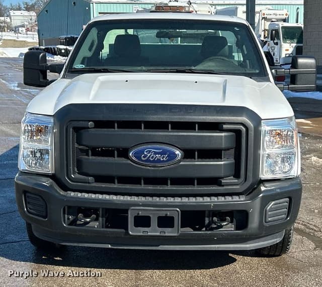 Image of Ford F-250 equipment image 1