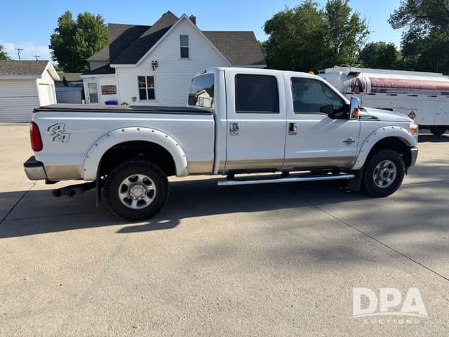 Image of Ford F-250 equipment image 4