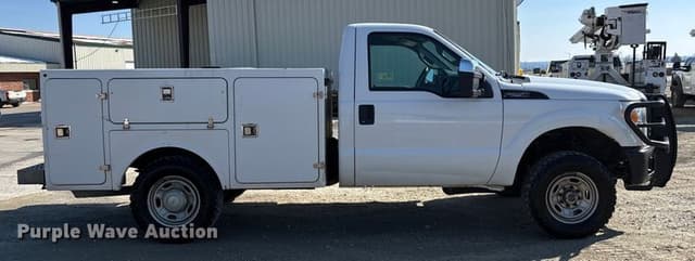 Image of Ford F-250 equipment image 3