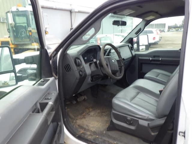 Image of Ford F-250 equipment image 4