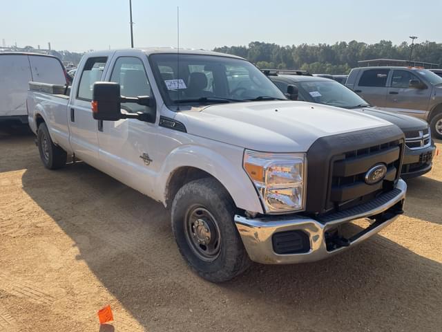 Image of Ford F-250 equipment image 3