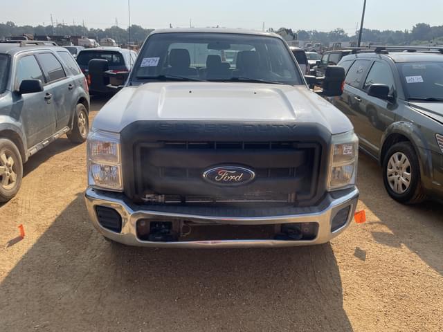 Image of Ford F-250 equipment image 4