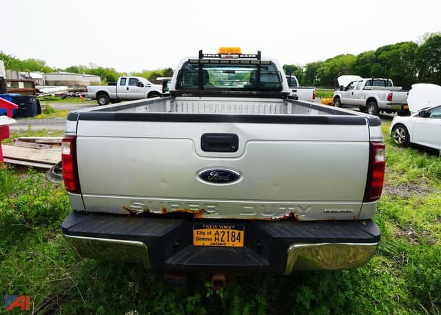Image of Ford F-250 equipment image 4