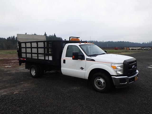 Image of Ford F-350 equipment image 1