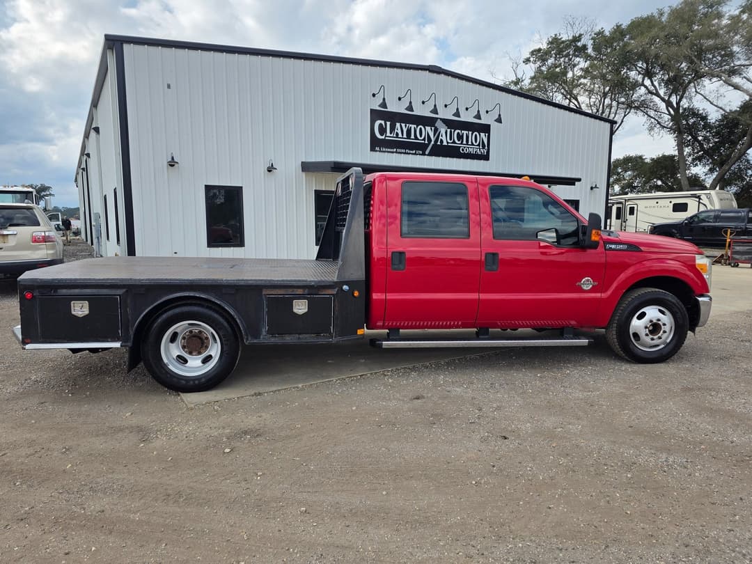 Image of Ford F-350 Primary image