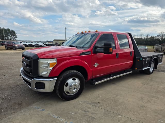 Image of Ford F-350 equipment image 3