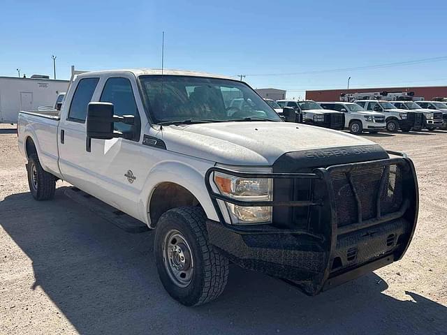 Image of Ford F-350 equipment image 1