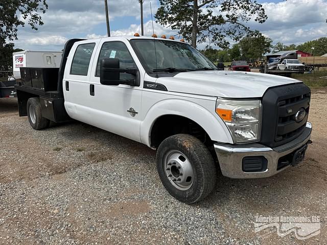 Image of Ford F-350 equipment image 1