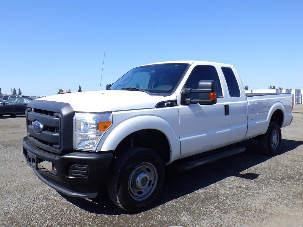 Image of Ford F-350 Primary image