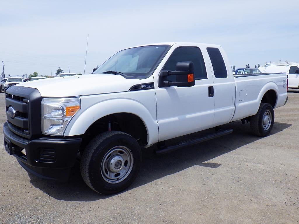 Image of Ford F-350 Primary image