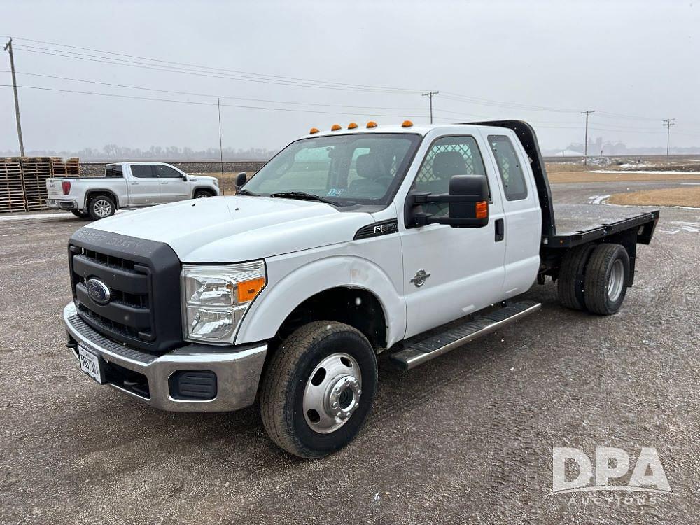 Image of Ford F-350 Primary image