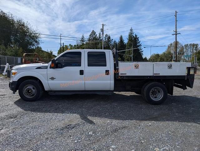 Image of Ford F-350 equipment image 2