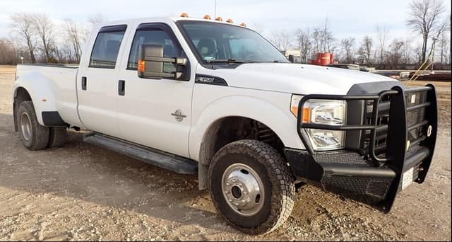 Image of Ford F-350 equipment image 4