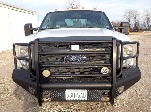 Image of Ford F-350 equipment image 2