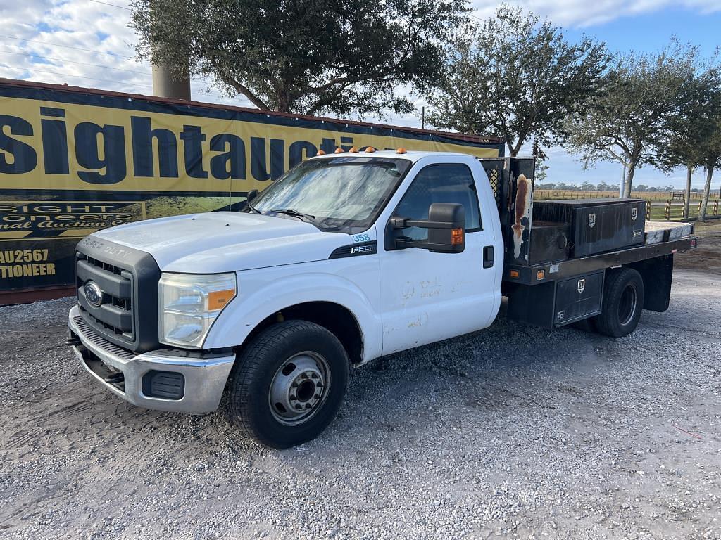 Image of Ford F-350 Primary image