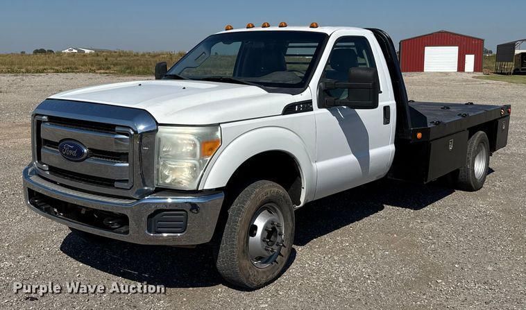 2014 Ford F-350 Equipment Image0