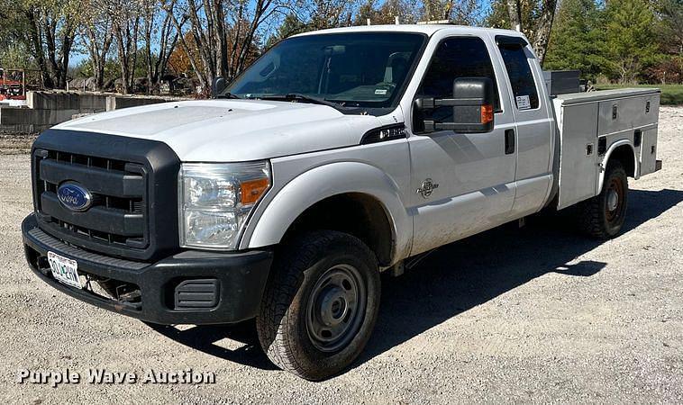 Image of Ford F-350 Primary image