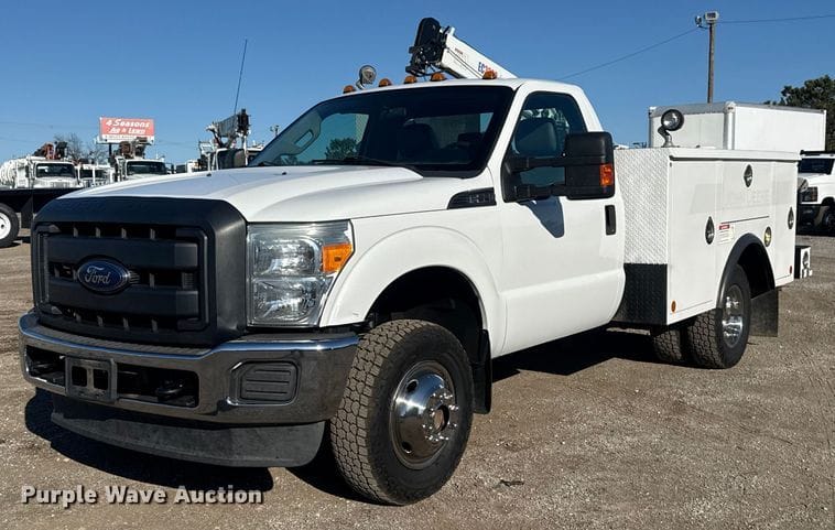 2014 Ford F-350 Equipment Image0