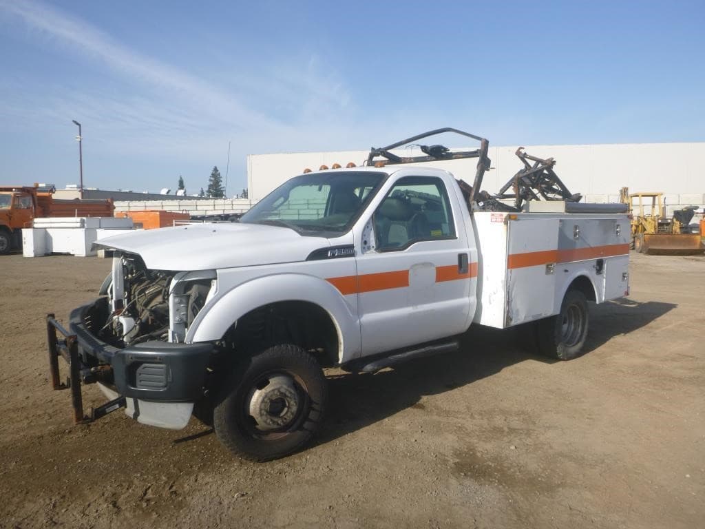 Image of Ford F-350 Primary image