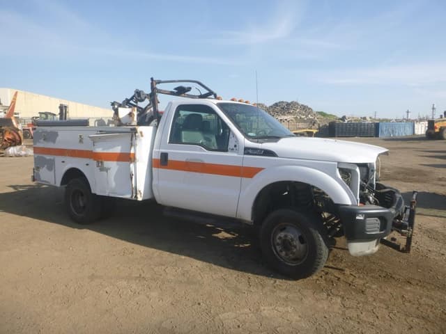 Image of Ford F-350 equipment image 1