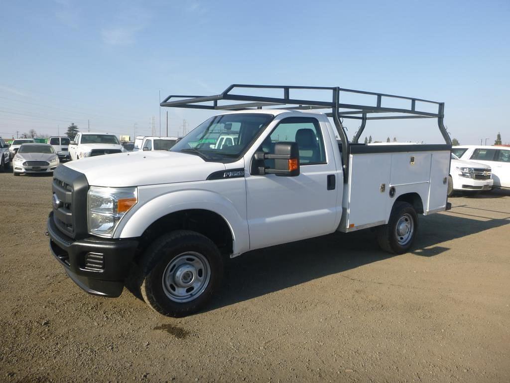 Image of Ford F-350 Primary image