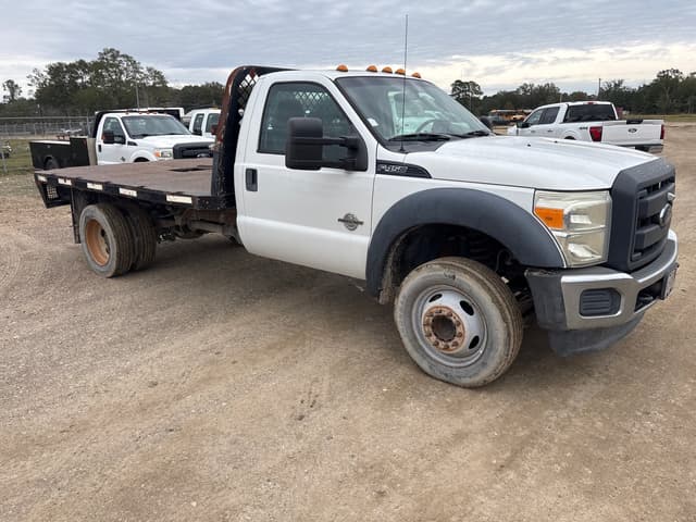 Image of Ford F-450 equipment image 1