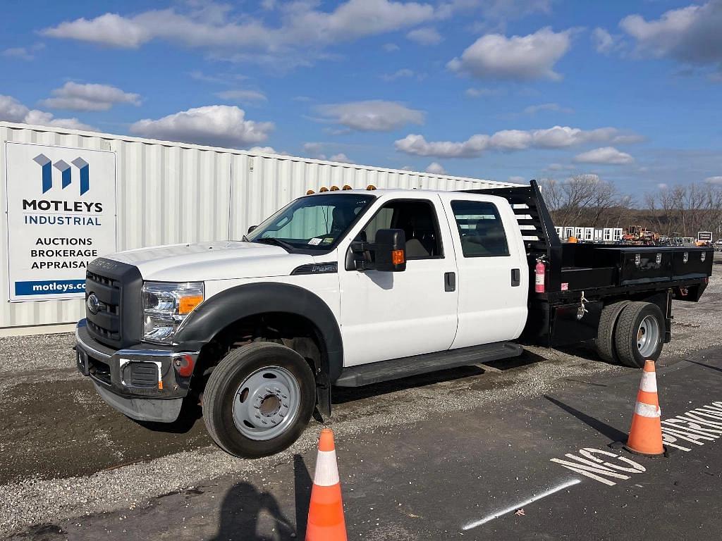 Image of Ford F-450 Primary image