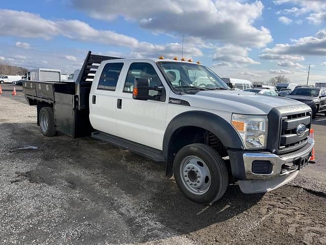 Image of Ford F-450 equipment image 3