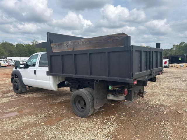 Image of Ford F-450 equipment image 3