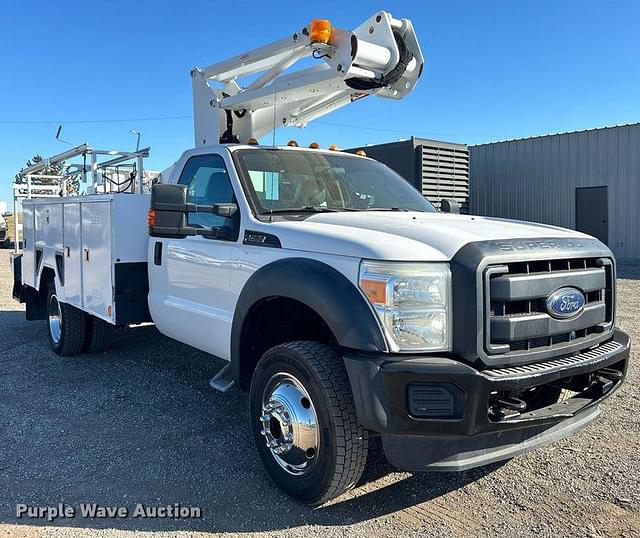 Image of Ford F-450 equipment image 2