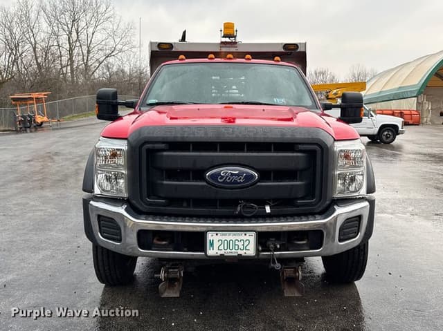 Image of Ford F-450 equipment image 1