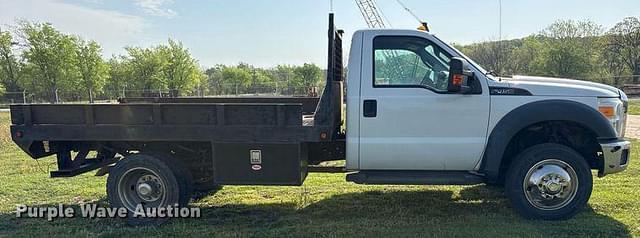 Image of Ford F-450 equipment image 3