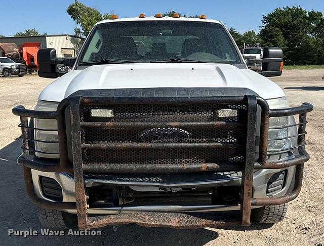 Image of Ford F-450 equipment image 1