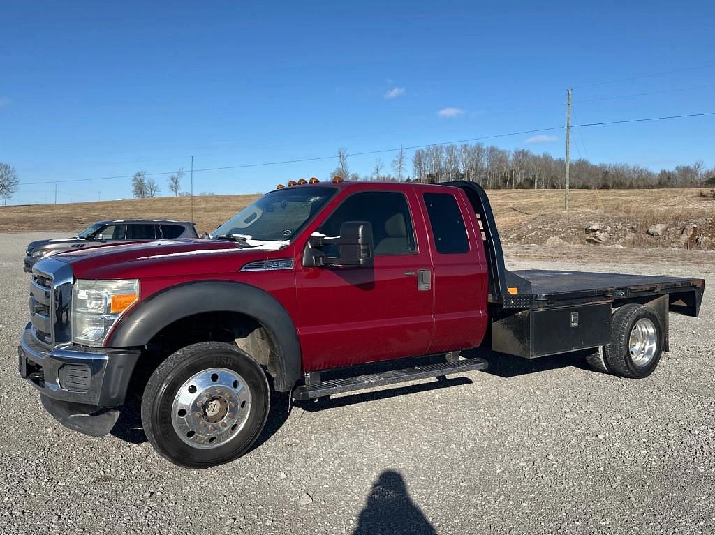 Image of Ford F-450 Primary image