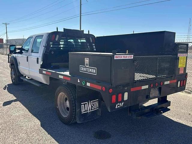 Image of Ford F-550 equipment image 3