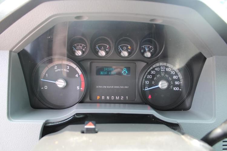 Main image Ford F-550 12