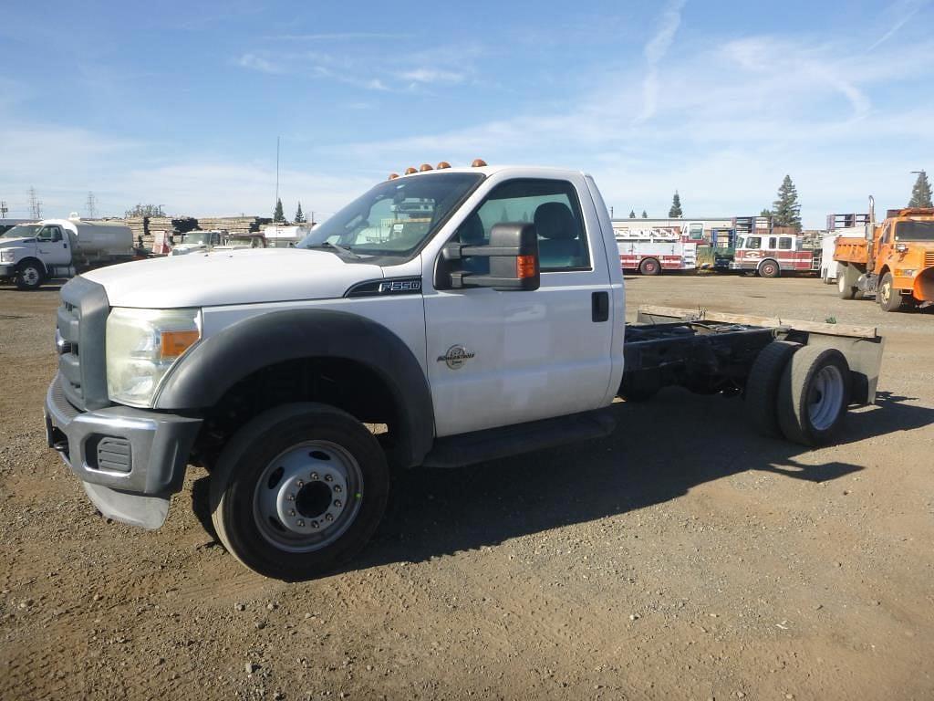 Image of Ford F-550 Primary image