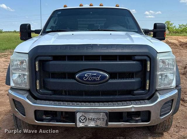 Image of Ford F-550 equipment image 1