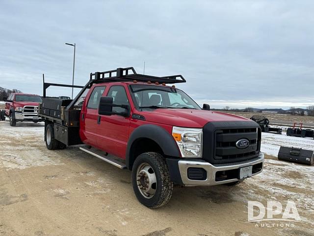 Image of Ford F-550 equipment image 3