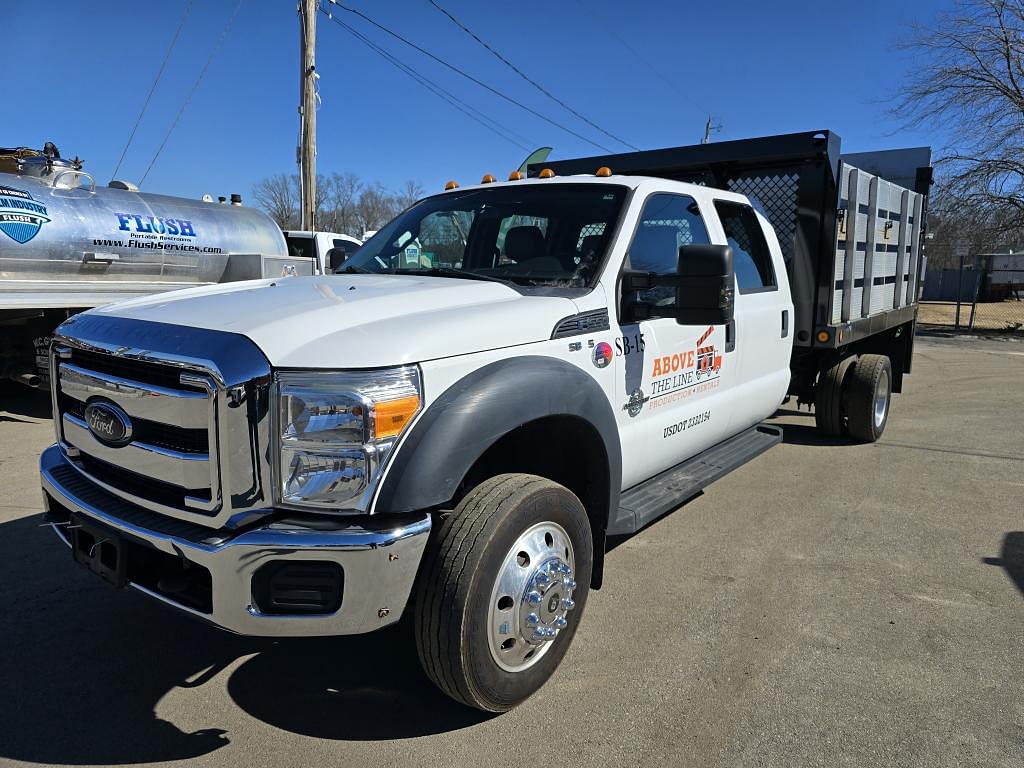 Image of Ford F-550 Primary image