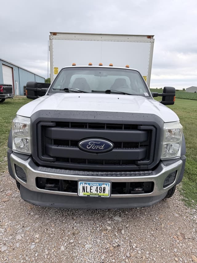 Image of Ford F-550 equipment image 1