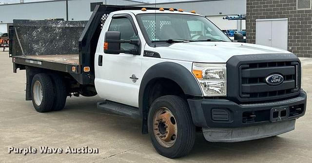 Image of Ford F-550 equipment image 2
