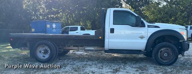 Image of Ford F-550 equipment image 3