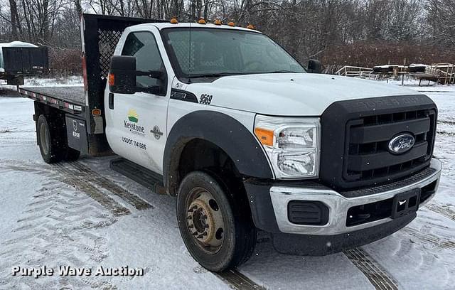 Image of Ford F-550 equipment image 2