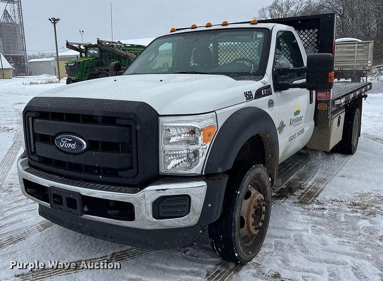 Image of Ford F-550 Primary image