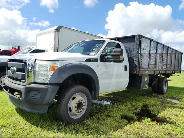 Image of Ford F-550 equipment image 1