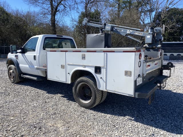 Image of Ford F-550 equipment image 1
