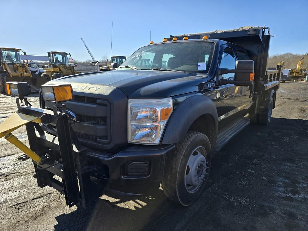 Image of Ford F-550 Primary image