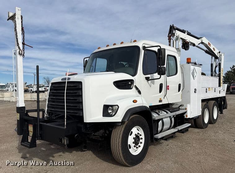 Image of Freightliner 108SD Primary image