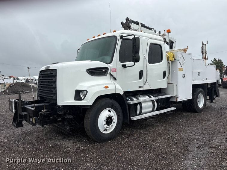 2014 Freightliner 108SD Equipment Image0